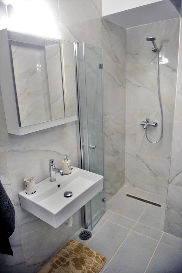 Exquisite 4-Bedroom Prestige Apartment Rhodes City 外观 照片